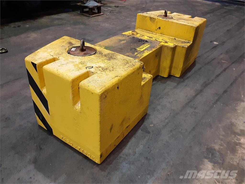 Demag AC 50-1 counterweight 7450kg Peças e equipamentos para guindastes