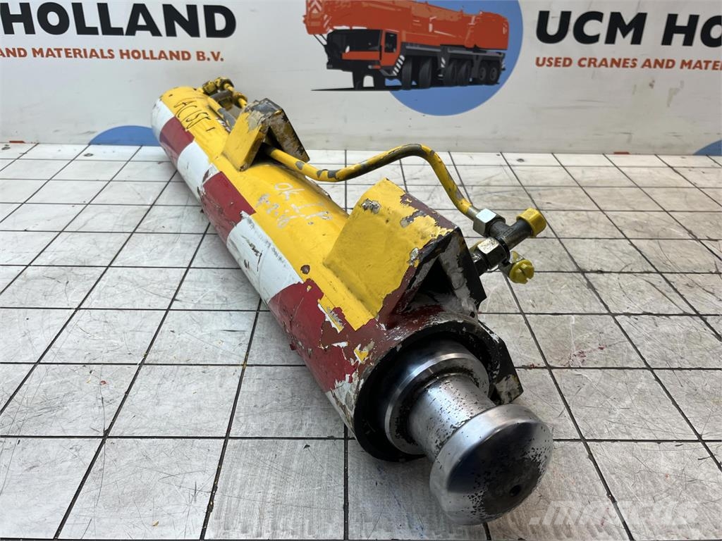 Demag AC 50 / AC 155 support cylinder front Εξαρτήματα και εξοπλισμός για γερανούς