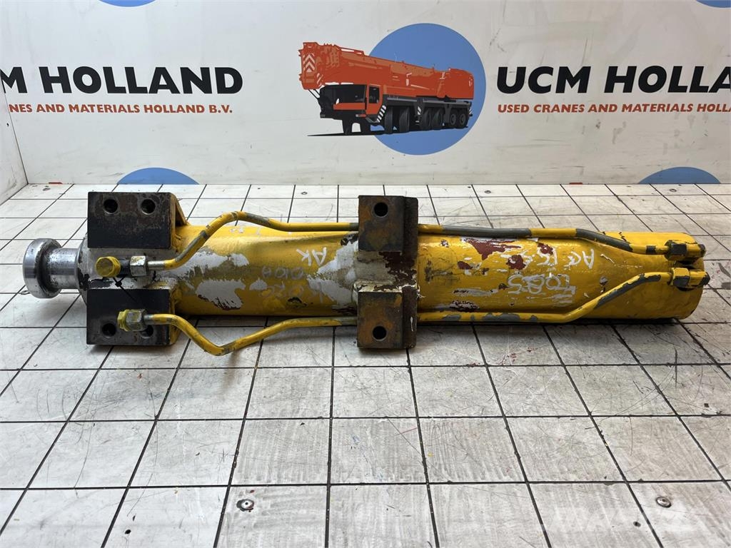 Demag AC 50 / AC 155 support cylinder front Εξαρτήματα και εξοπλισμός για γερανούς