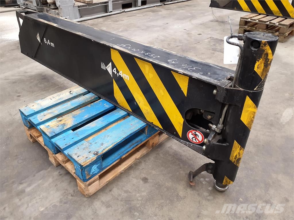 Demag AC 50 front outrigger complete Peças e equipamentos para guindastes