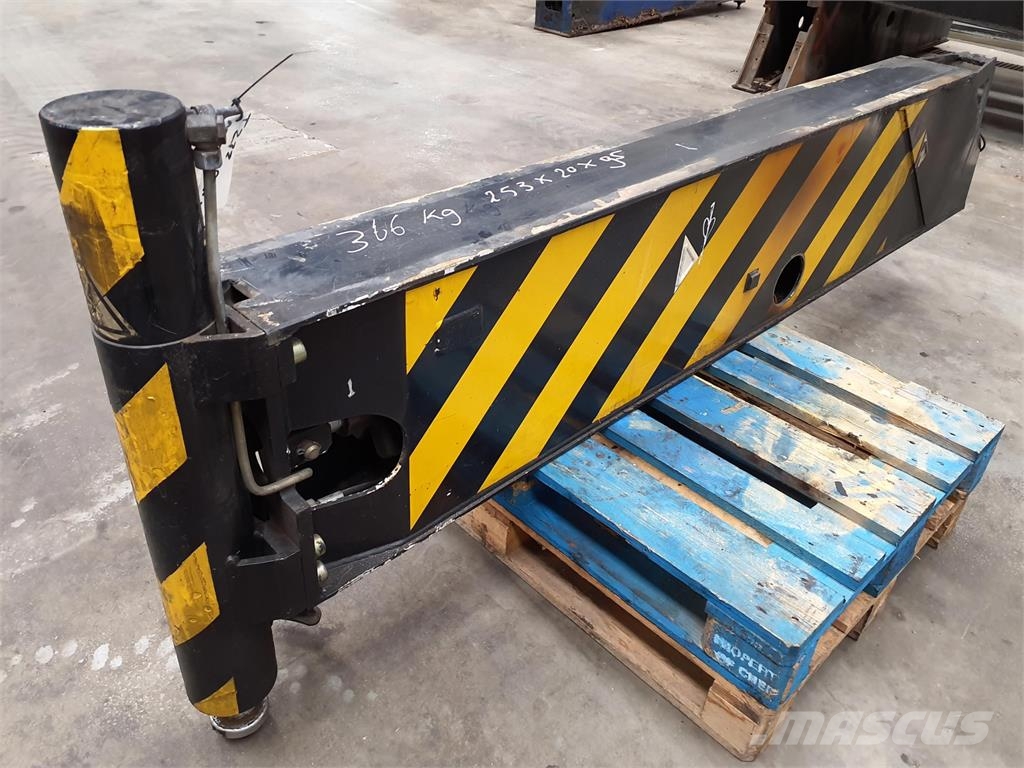 Demag AC 50 front outrigger complete Peças e equipamentos para guindastes