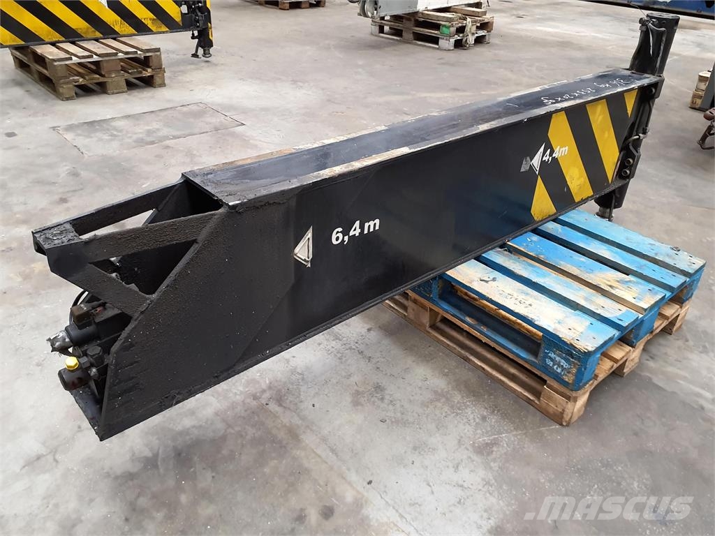 Demag AC 50 front outrigger complete Peças e equipamentos para guindastes