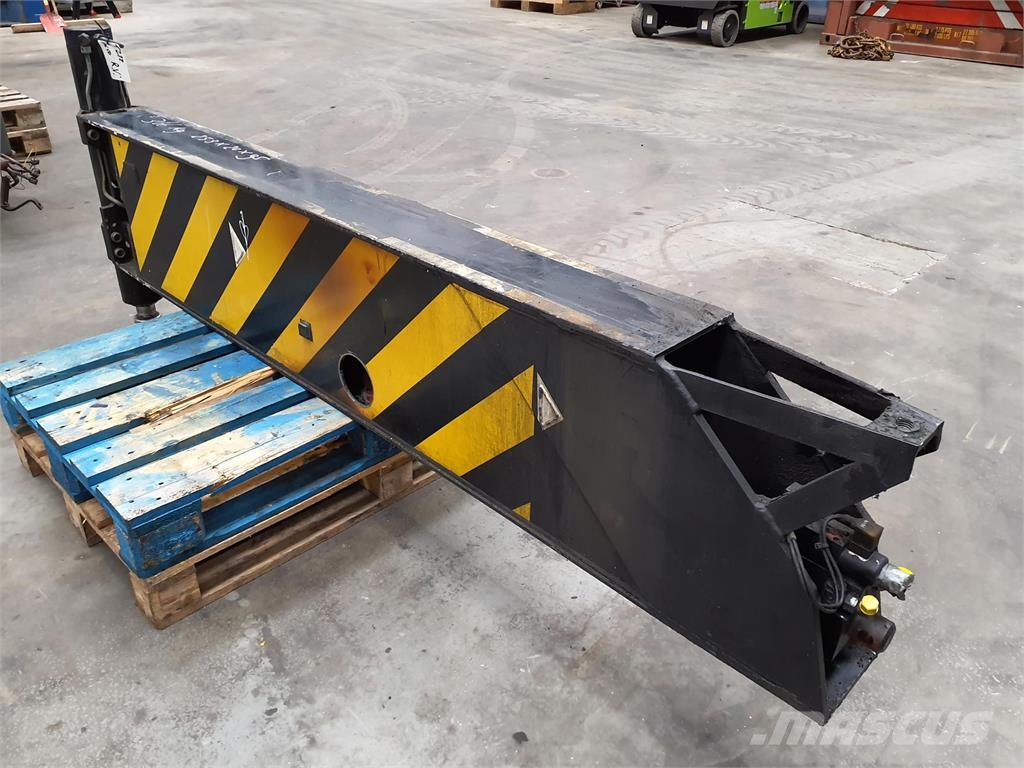 Demag AC 50 front outrigger complete Peças e equipamentos para guindastes