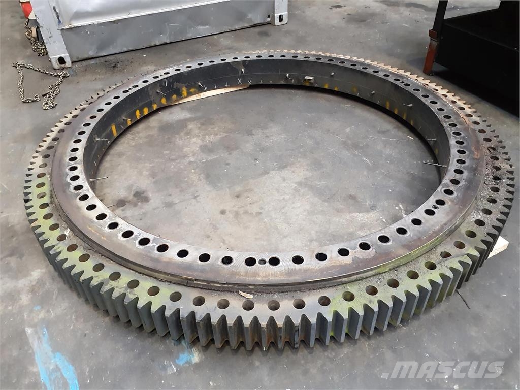 Demag AC 700 slew bearing Peças e equipamentos para guindastes