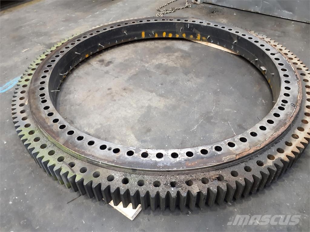 Demag AC 700 slew bearing Peças e equipamentos para guindastes