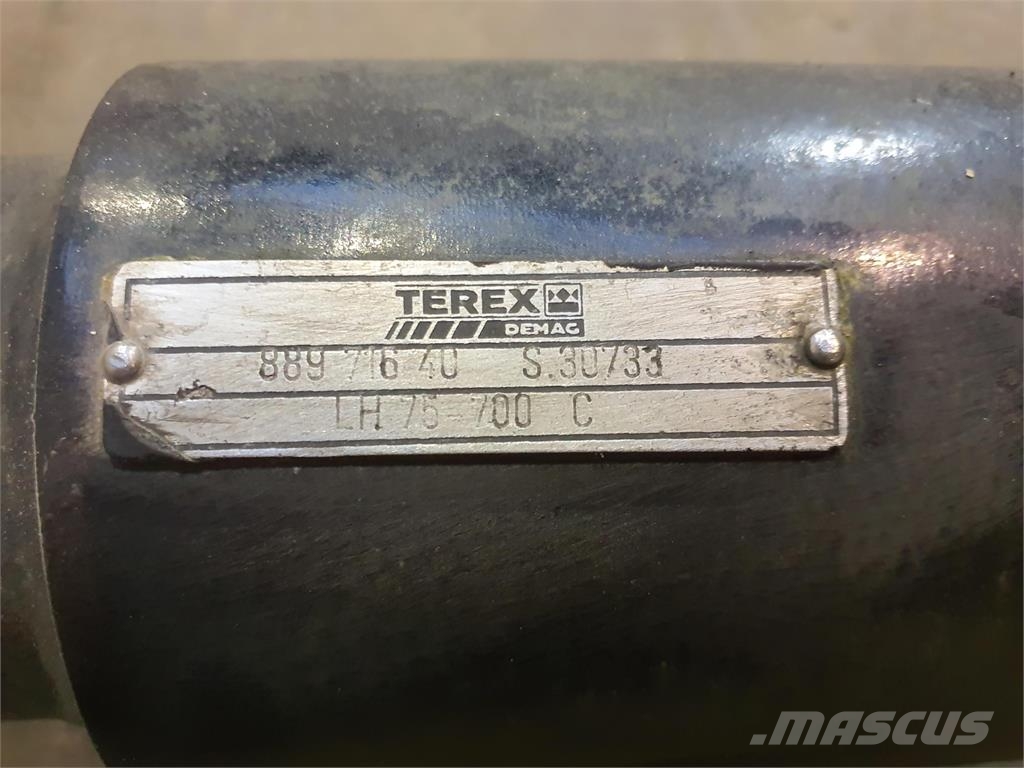 Demag AC 700 steering rod UHL/crap walk Kranų dalys ir įranga