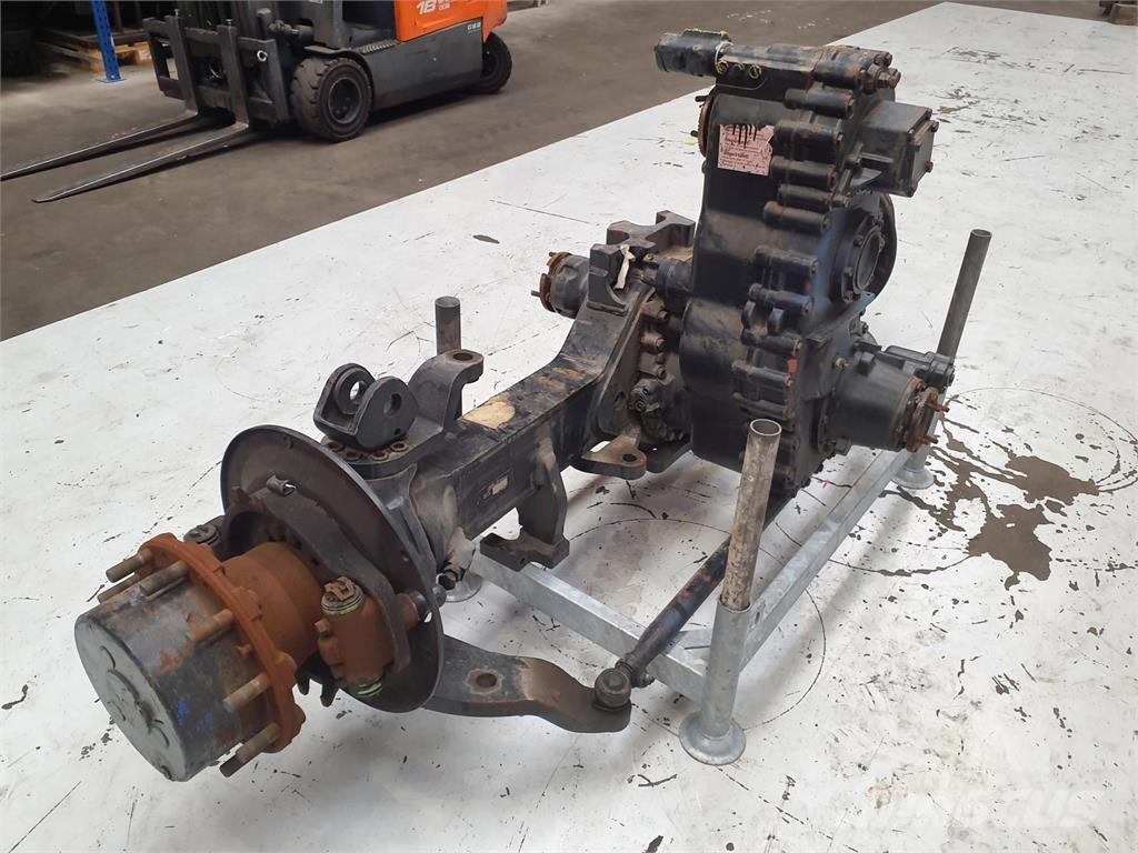 Demag AC 80 axle 2 軸