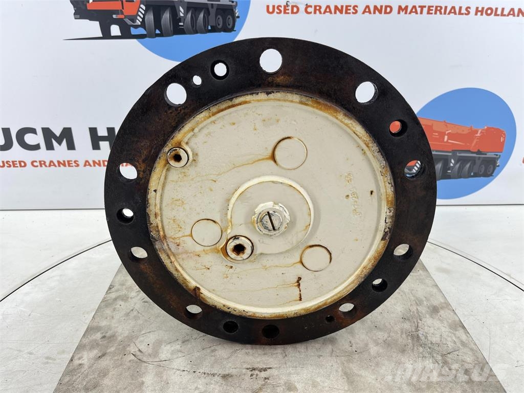 Demag HC 340 planetary gear 21-21-63-40-3pl-H14-46 محور العجلة