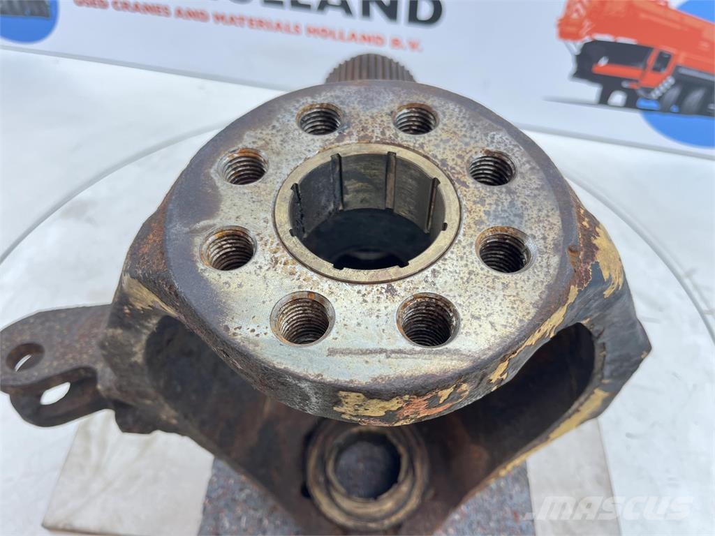 Demag HC 340 Steering knuckle 12 holes axle 3 محور العجلة