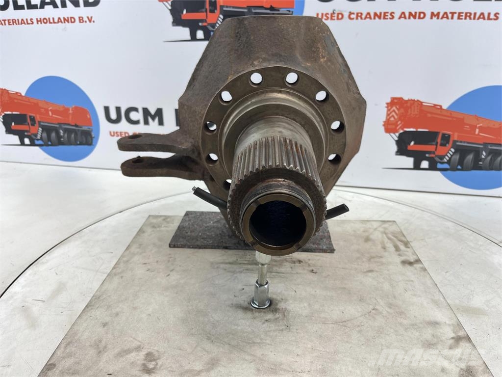 Demag HC 340 Steering knuckle 12 holes axle 6 Осі
