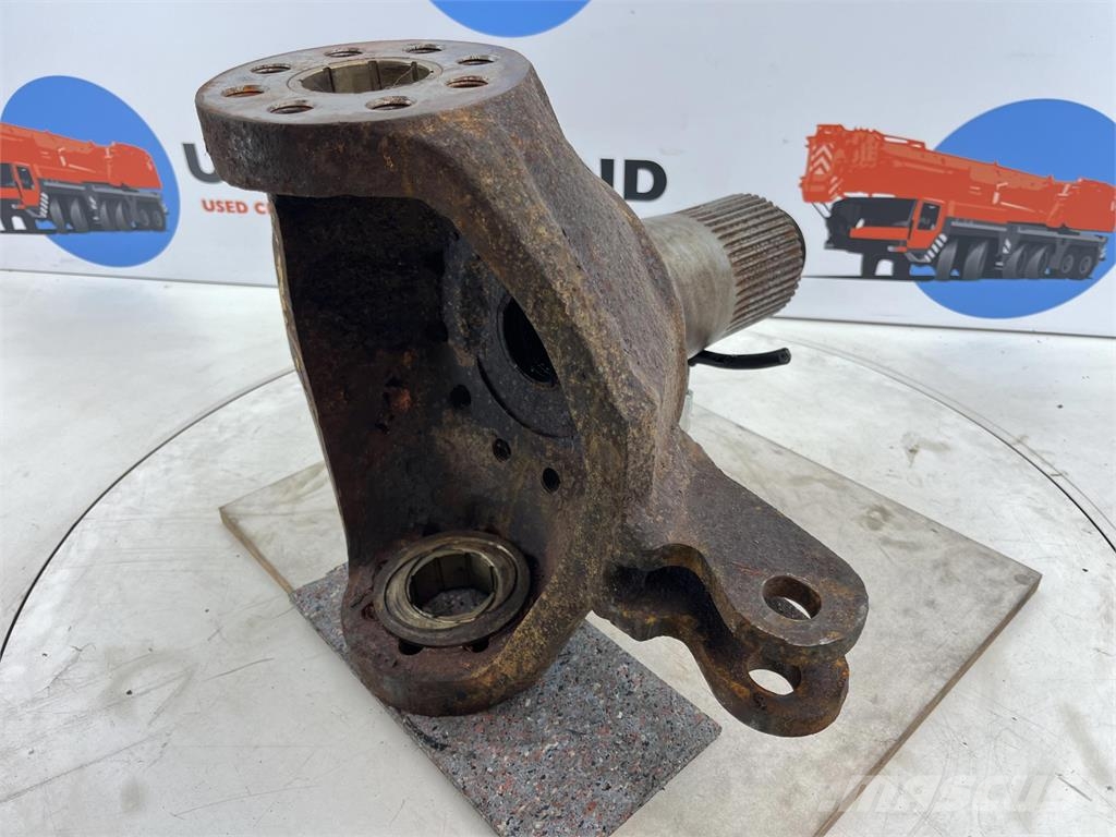 Demag HC 340 Steering knuckle 12 holes axle 6 Осі