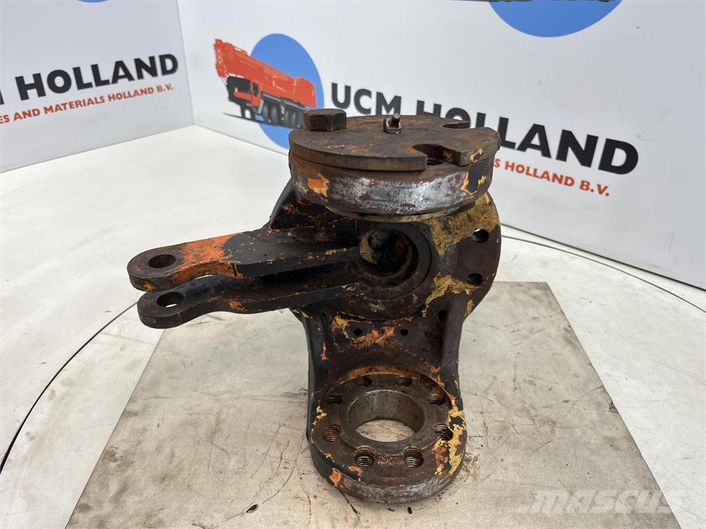 Demag HC 340 Steering knuckle 12 holes axle 1 Axles