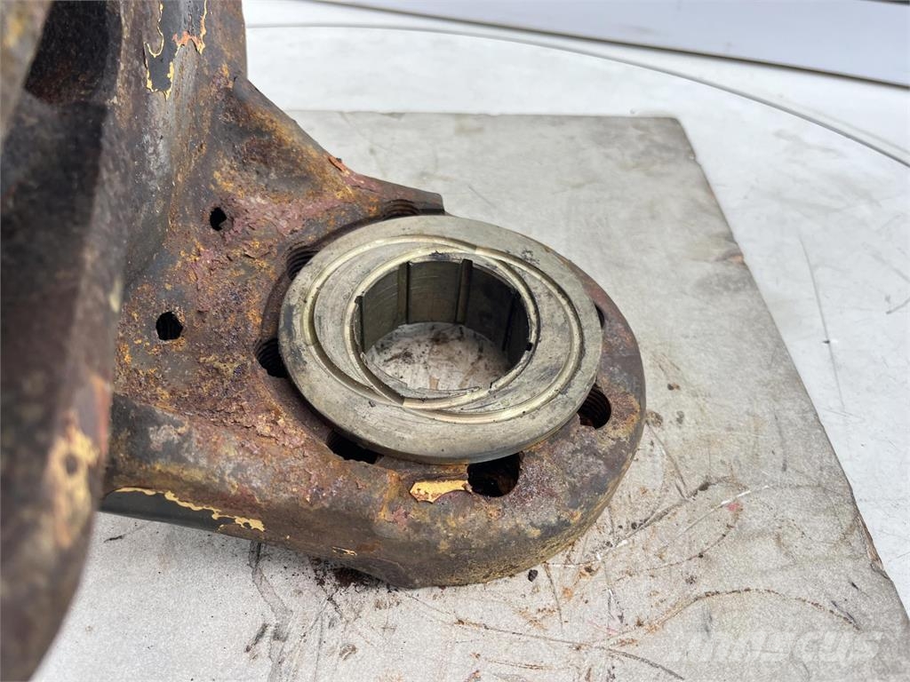 Demag HC 340 Steering knuckle 12 holes axle 1 Axles