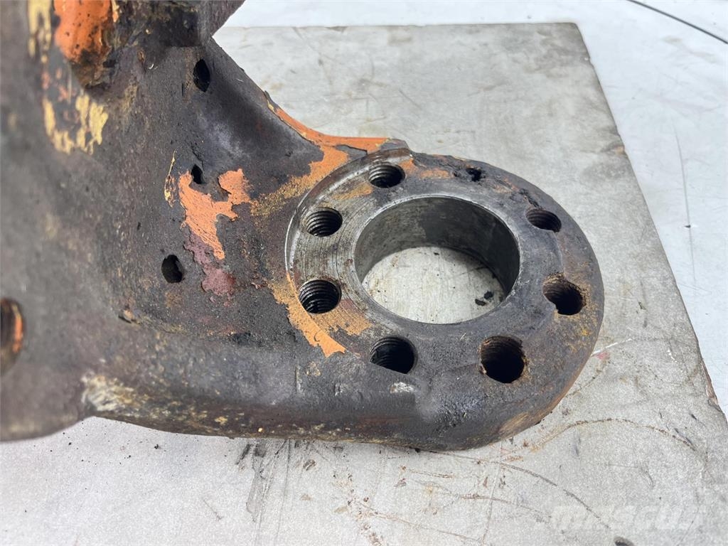 Demag HC 340 Steering knuckle 12 holes axle 2 Осі