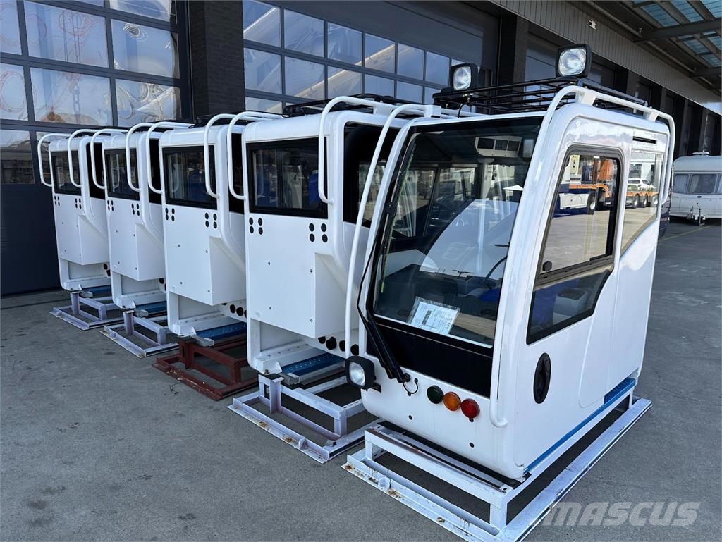 Demag Tadano/Demag upper cabs Ohjaamo ja sisusta