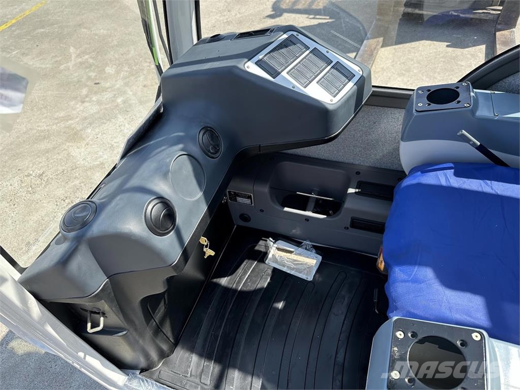 Demag Tadano/Demag upper cabs Ohjaamo ja sisusta