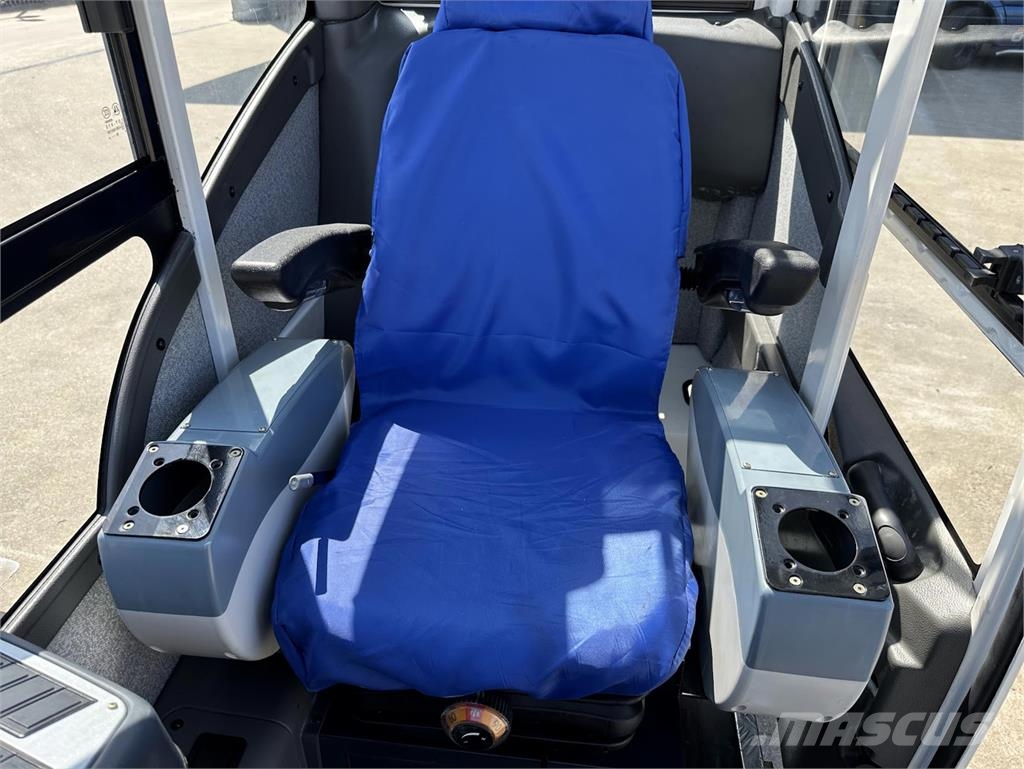 Demag Tadano/Demag upper cabs Ohjaamo ja sisusta
