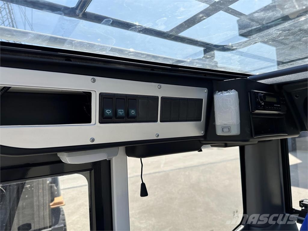 Demag Tadano/Demag upper cabs Ohjaamo ja sisusta