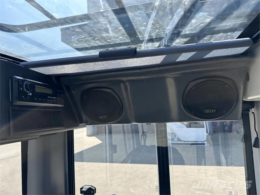 Demag Tadano/Demag upper cabs Ohjaamo ja sisusta