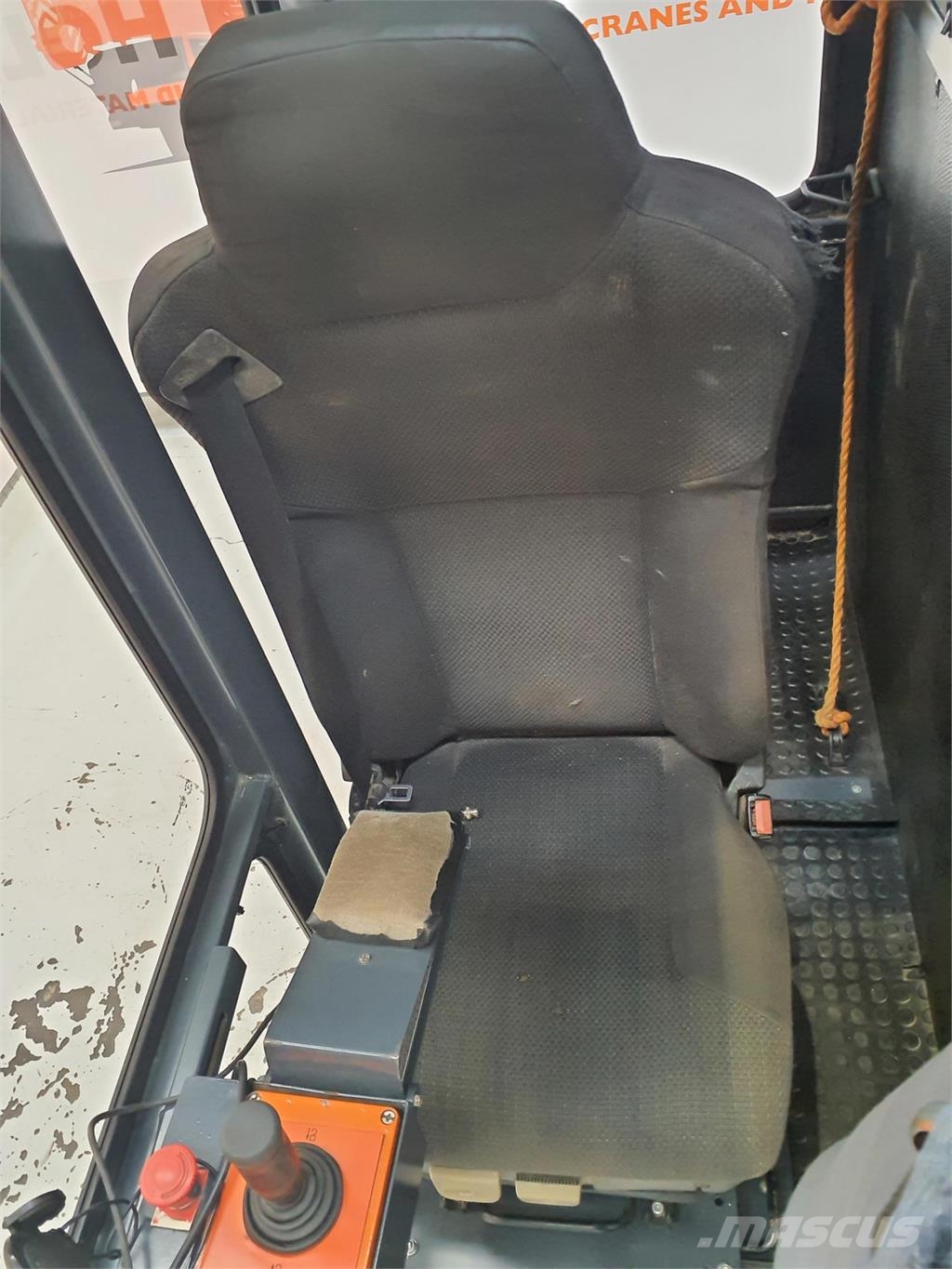 Faun Arcomet AF 38 operators cabin Καμπίνες και εσωτερικό