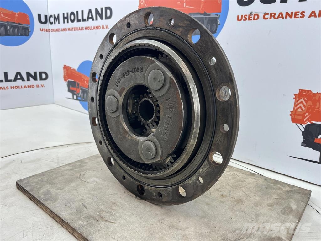 Faun ATF 30 planetary gear 17-24-67-32-3pl-H87 Axles