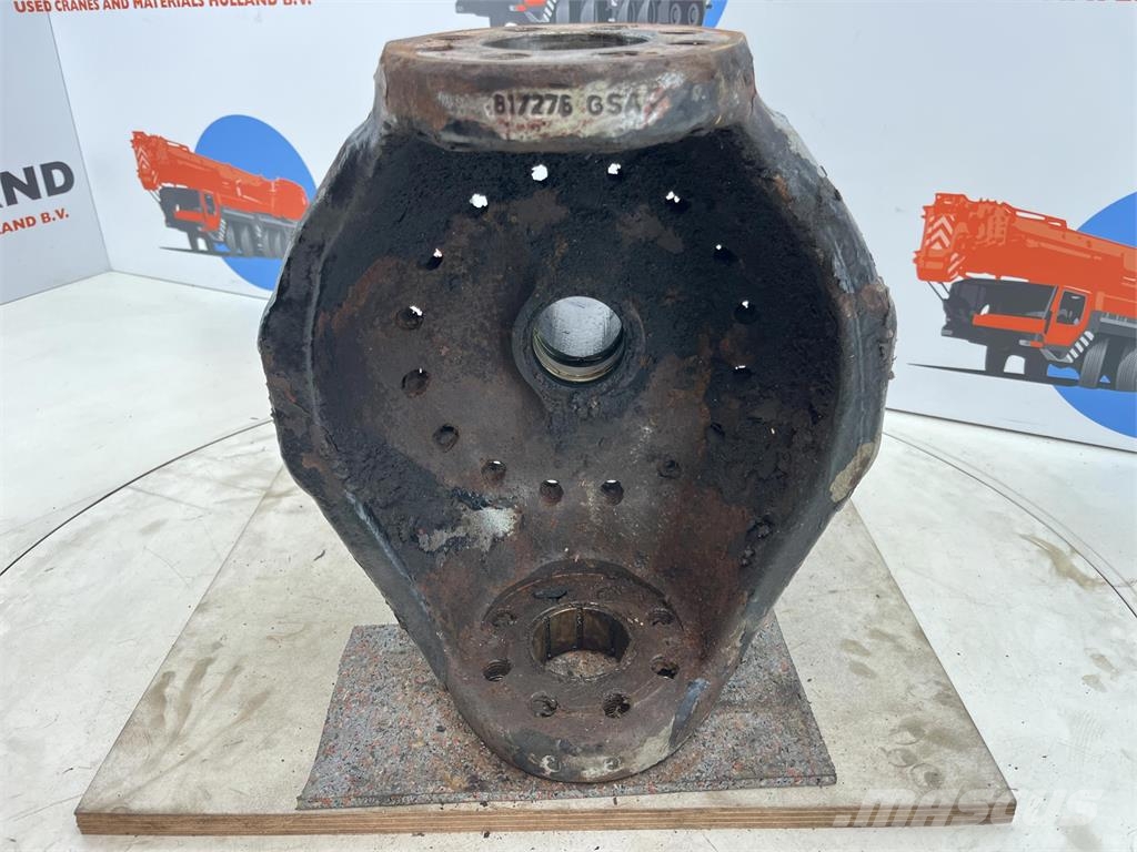 Faun ATF 45-3 Steering knuckle 16 holes axle 3 Axles