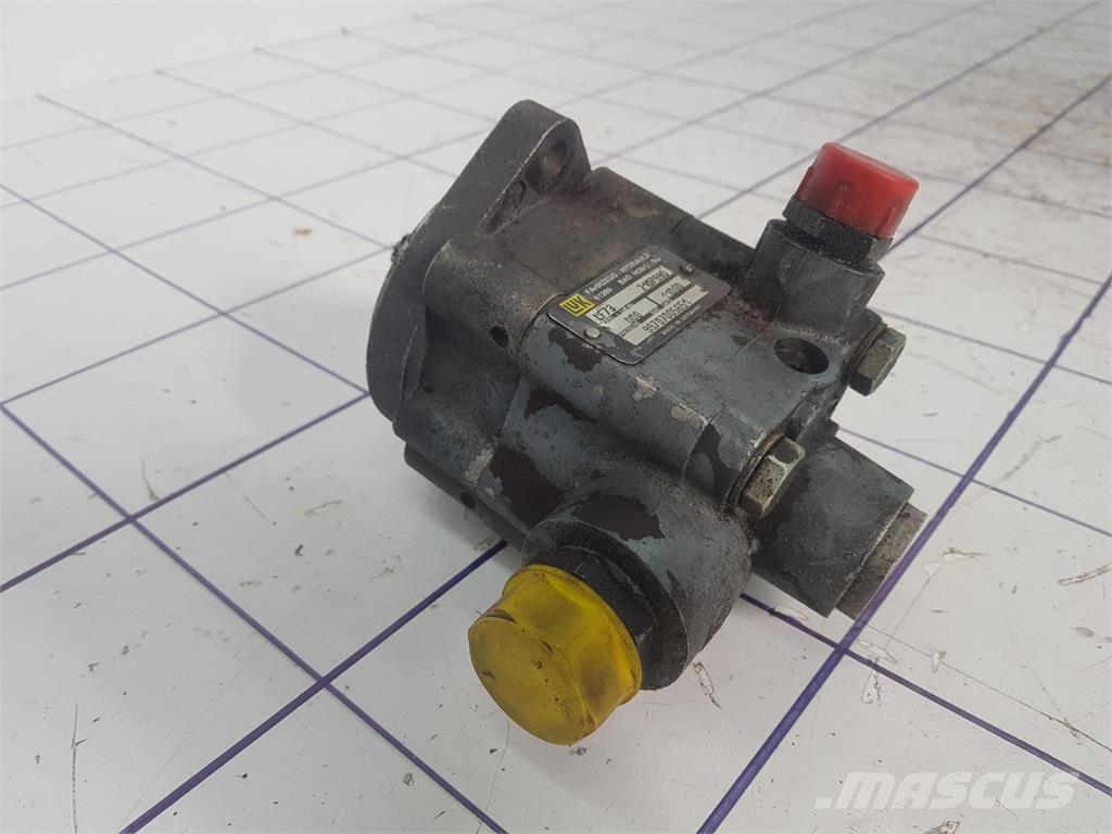 Faun ATF 60-4 Hydraulic pump LF73 起重机配件设备