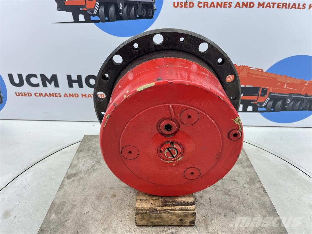 Gottwald planetary gear 25-18-62-40-3pl-H185-46 Axles
