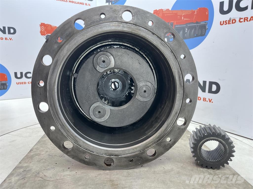 Gottwald planetary gear 25-18-62-40-3pl-H185-46 Axles