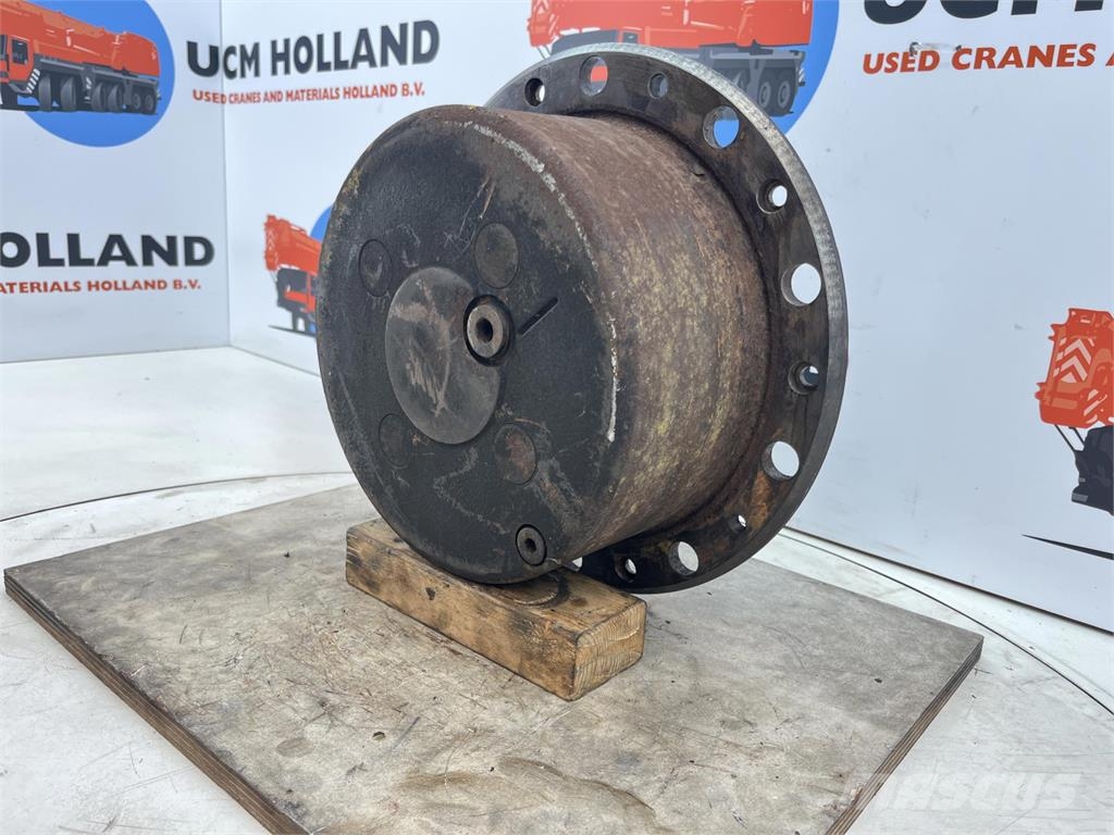 Grove AT 633 planetary gear 22-25-74-38-4pl-H137-46 Osovine