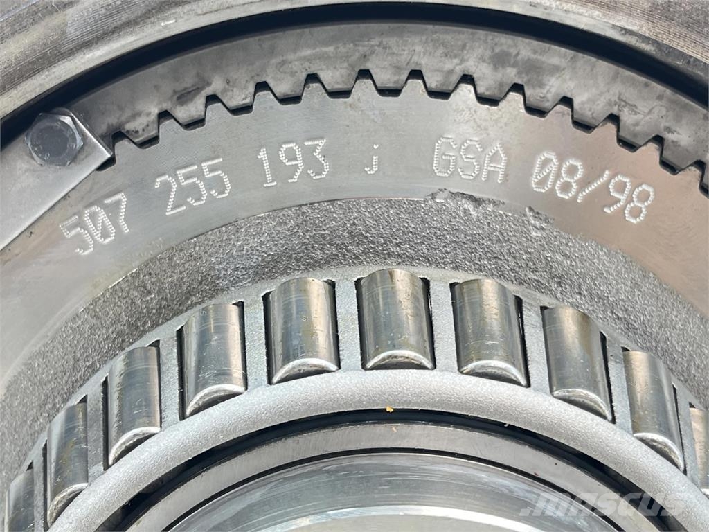 Grove AT 633 planetary gear 22-25-74-38-4pl-H137-46 Osovine