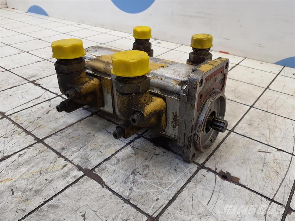 Grove AT 880 dual gear pump steering Запчасти для кранов