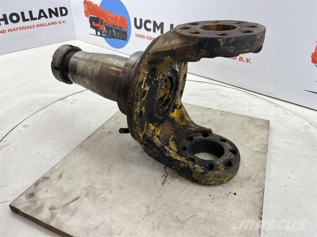 Grove AT 880 Steering knuckle 16 holes axle 2 Osovine