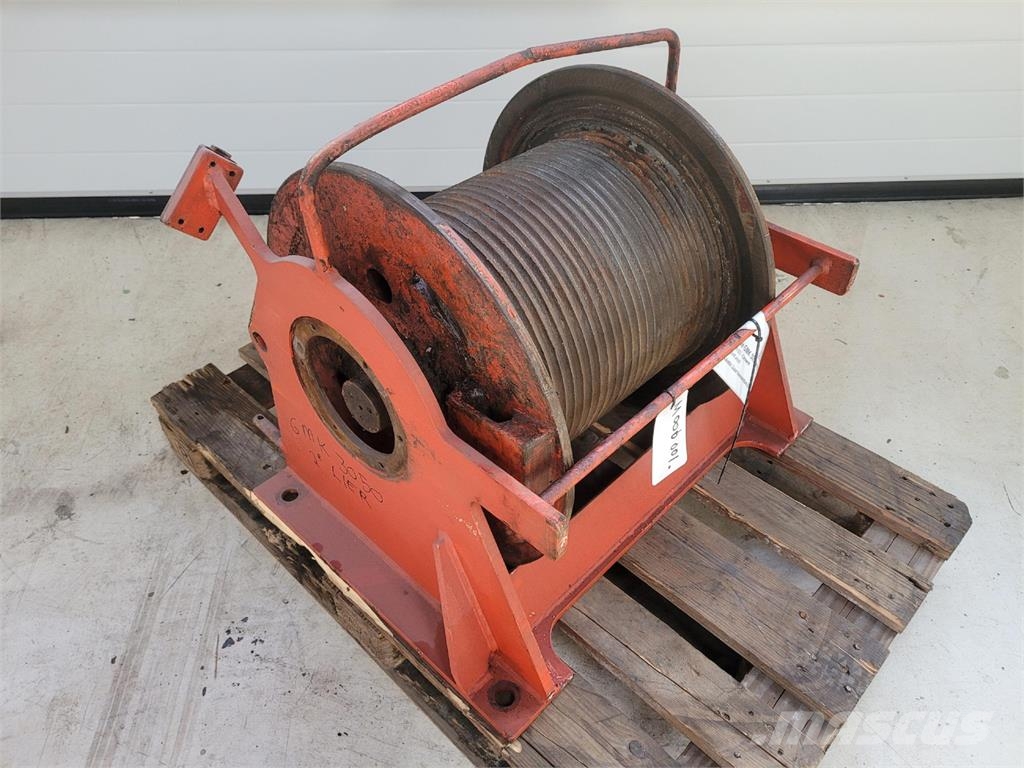 Grove GMK 3050 2nd winch Peças e equipamentos para guindastes