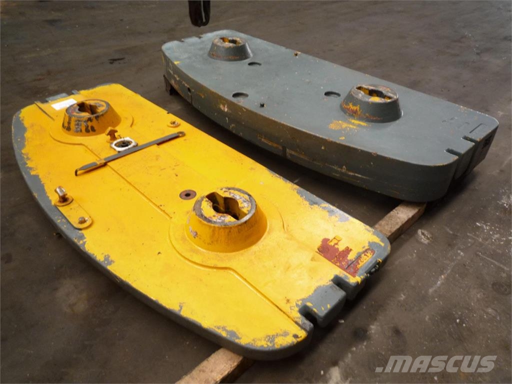 Grove GMK 3050 counterweight 1,3 ton Peças e equipamentos para guindastes