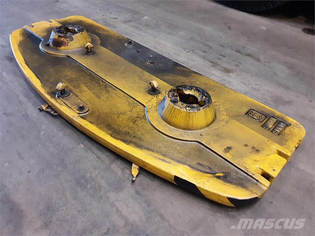 Grove GMK 3050 counterweight 1,3 ton 起重机配件设备