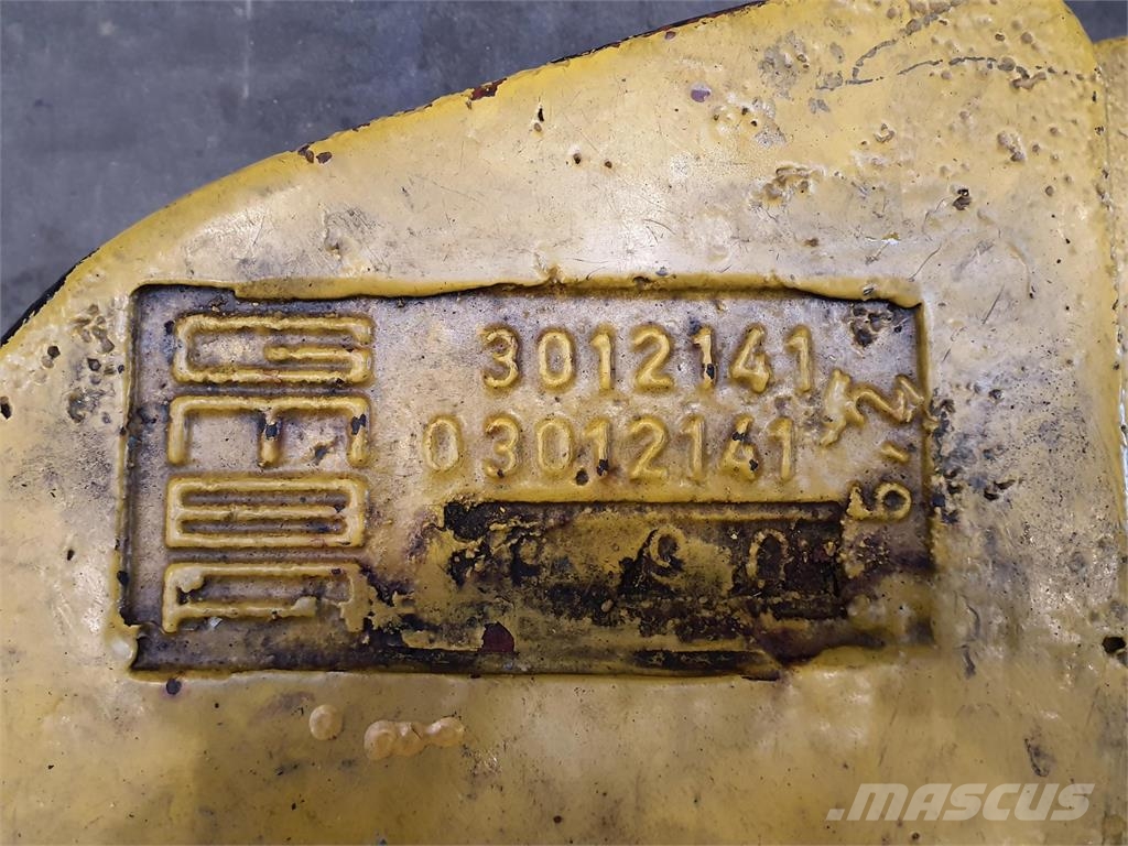 Grove GMK 3050 counterweight 5,2 ton 起重机配件设备