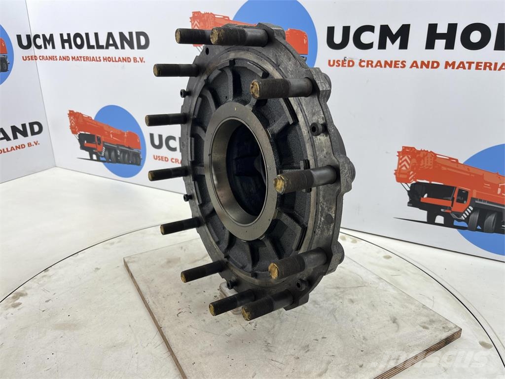 Grove GMK 3050 Megatrak wheel hub Osovine