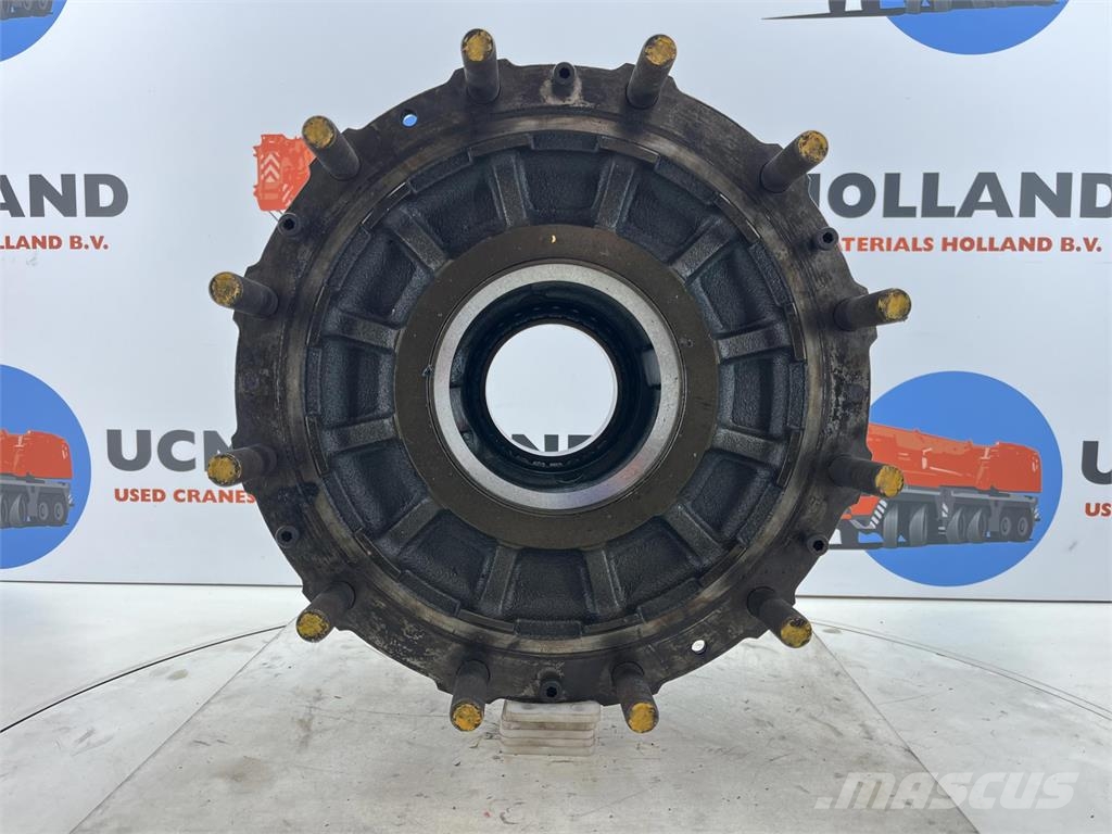 Grove GMK 3050 Megatrak wheel hub Osovine