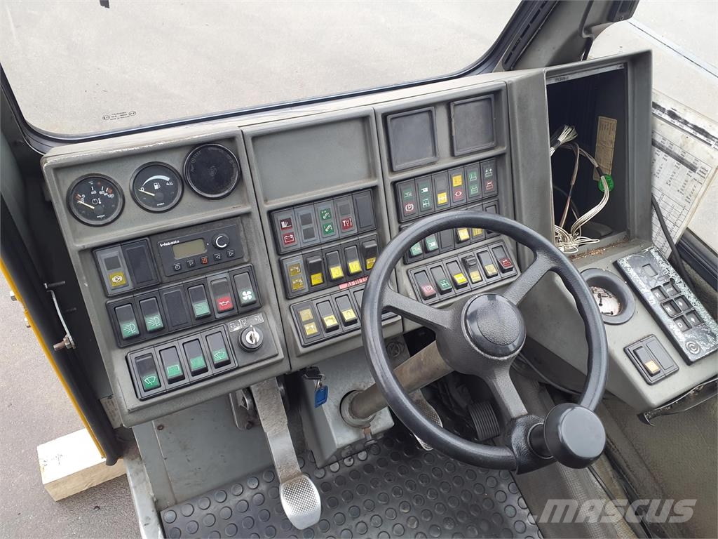 Grove GMK 3050 operators cab Кабіна