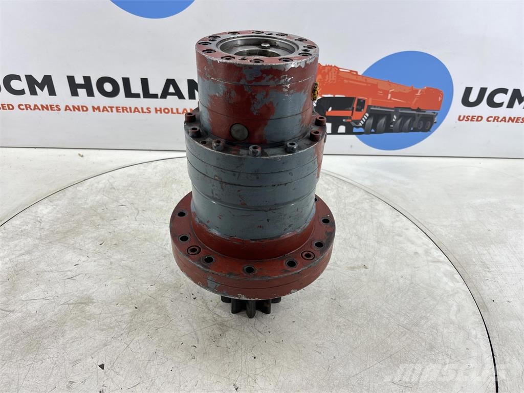 Grove GMK 3050 slewing gear Piezas y equipos para grúas