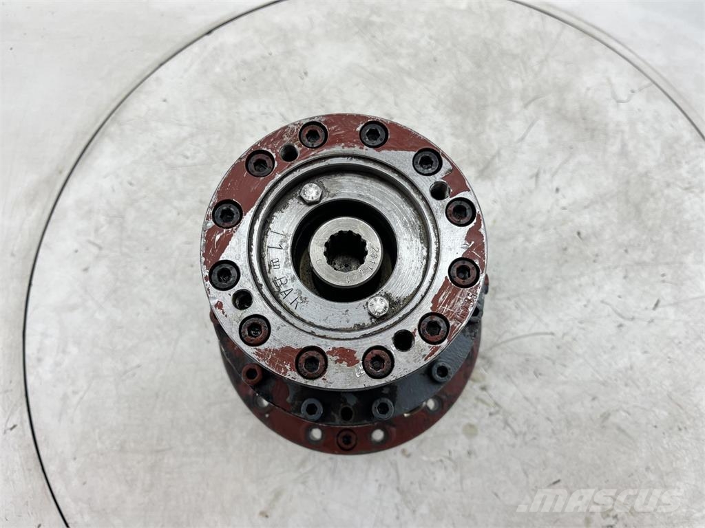 Grove GMK 3050 slewing gear Piezas y equipos para grúas
