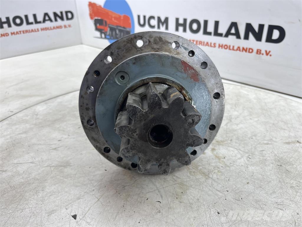 Grove GMK 3050 slewing gear Piezas y equipos para grúas