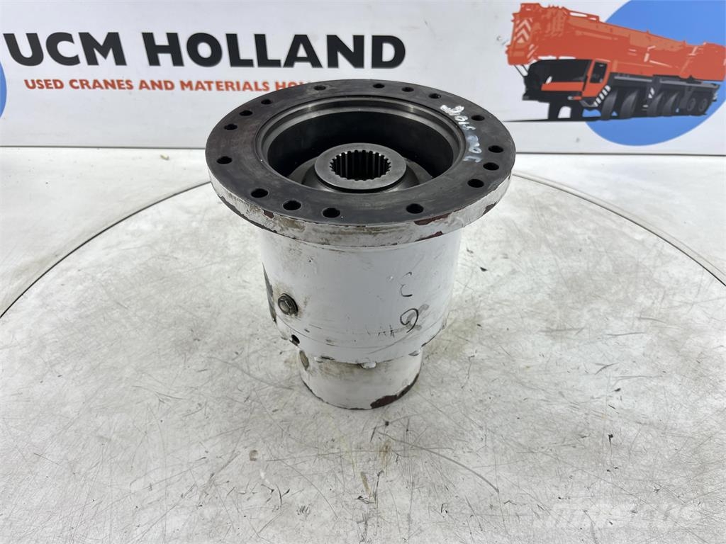 Grove GMK 3050 slewing gear Peças e equipamentos para guindastes