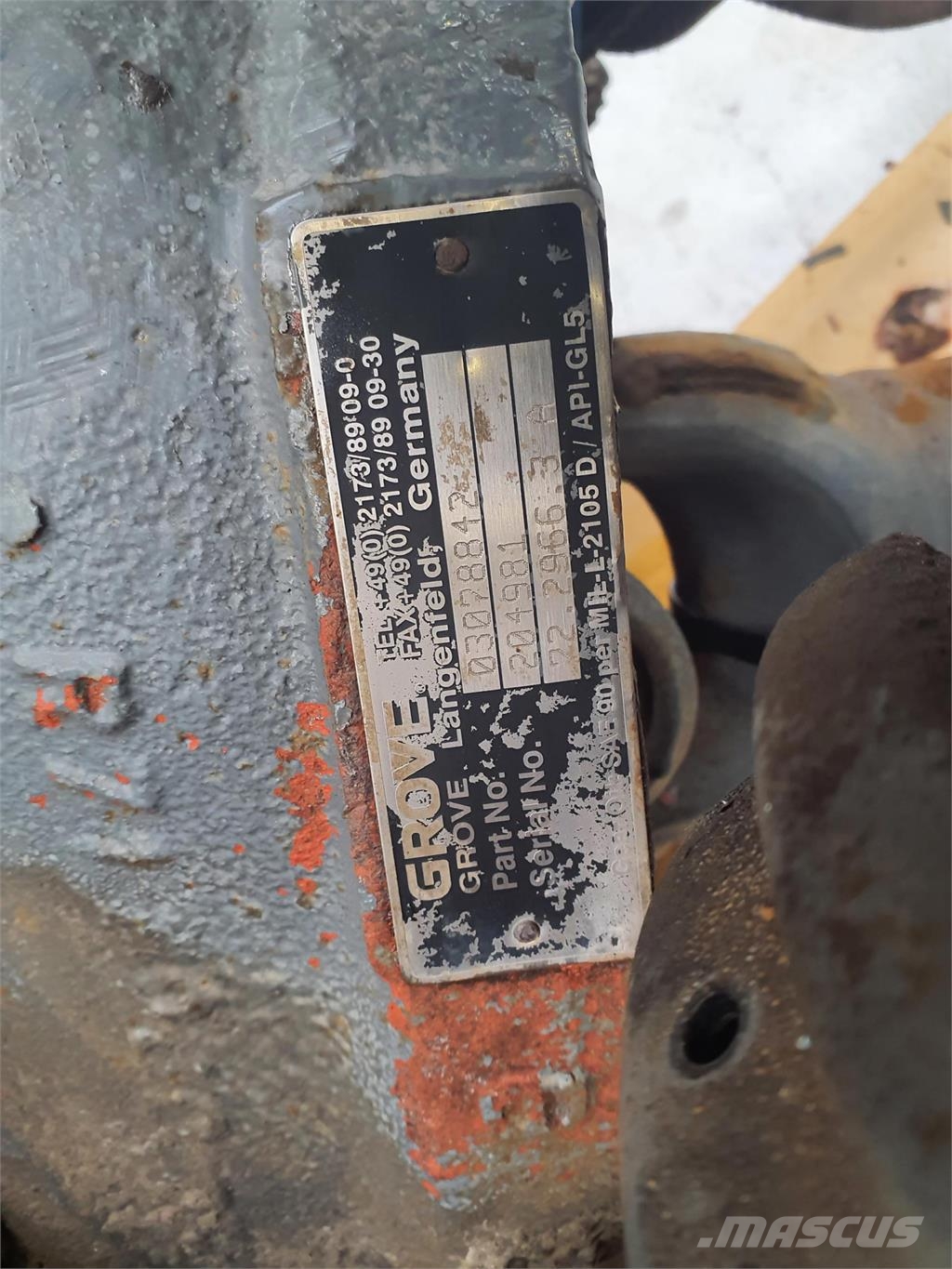Grove GMK 3055 axle 3 L wheel drive محور العجلة