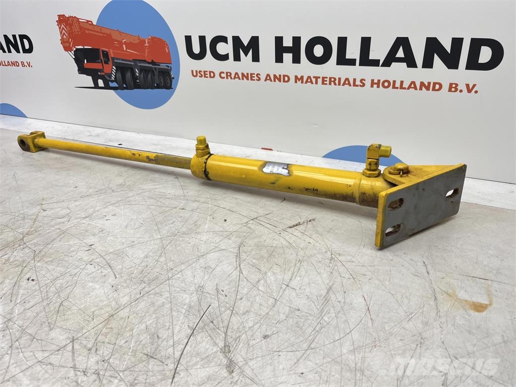 Grove GMK 3055 cabin tilt cylinder Krandele og udstyr