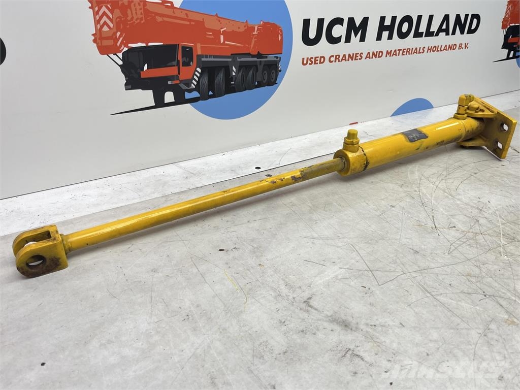 Grove GMK 3055 cabin tilt cylinder Krandele og udstyr