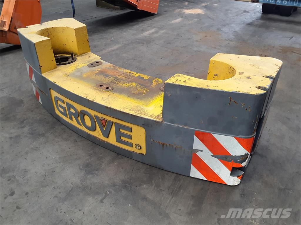 Grove GMK 3055 counterweight 6.6T Kranų dalys ir įranga