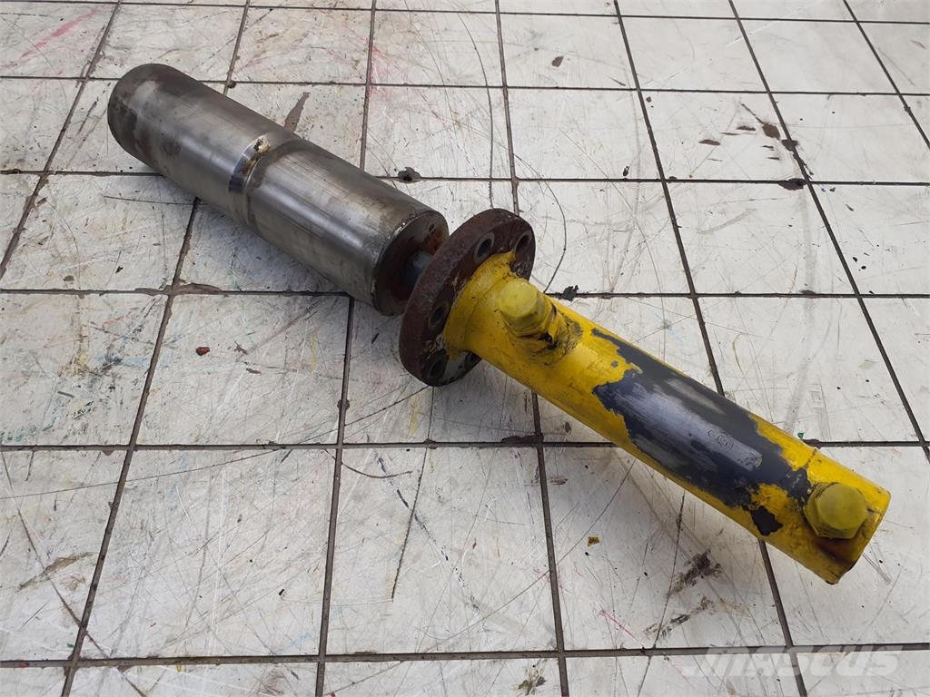 Grove GMK 3055 turn table locking 起重机配件设备