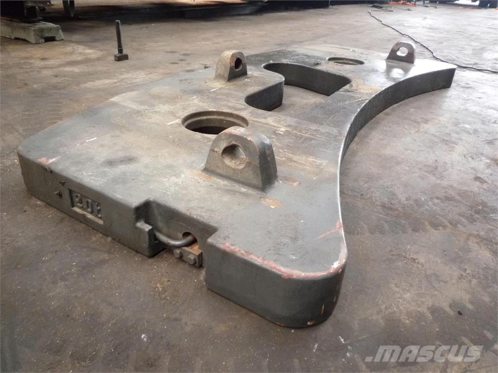 Grove GMK 4075 counterweight 2,0 ton Części do dźwigów oraz wyposażenie
